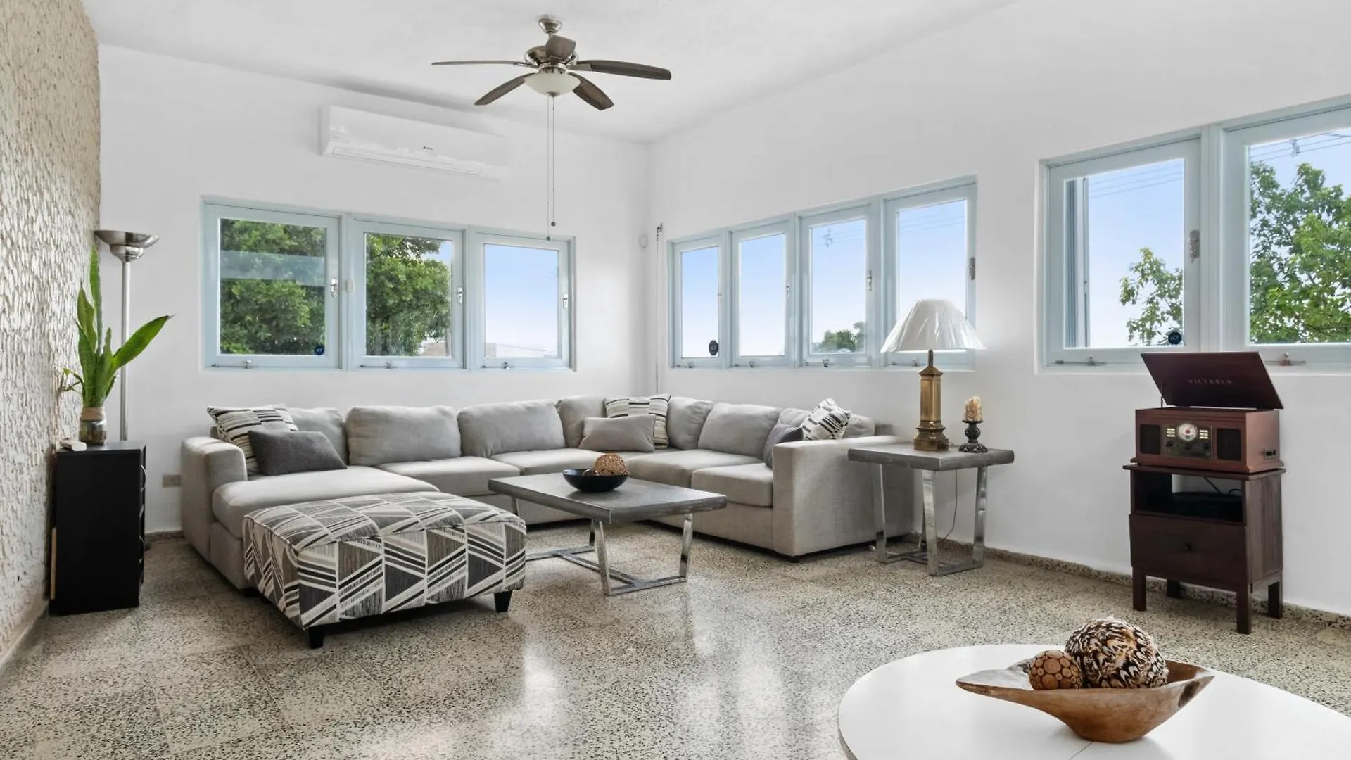 Lucky Luquillo Solar El Yunque & Beach Retreat - 360 Ocean & Rainforest Views Playa Fortuna